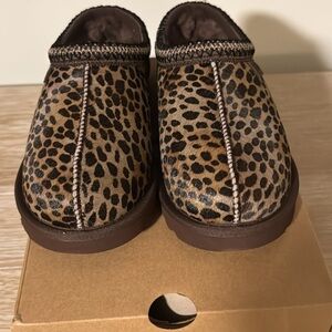 Ugg Tasman Slippers